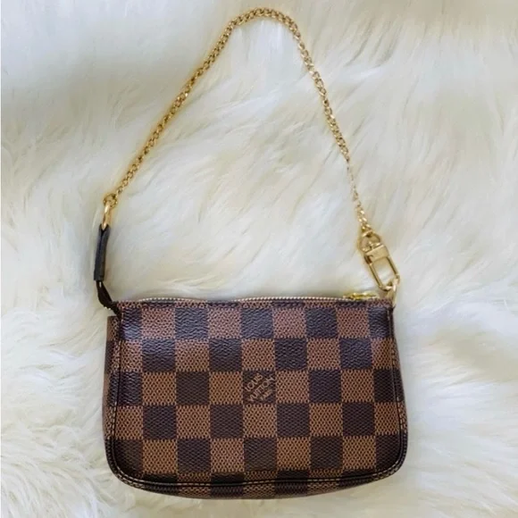 ᴺᵉʷ ✨LOUIS VUITTON Damier Ebene Mini Pochette - Picture 8 of 9